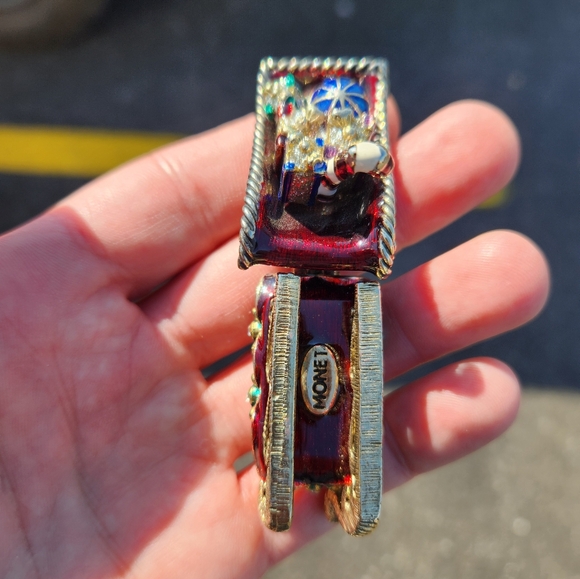 Vintage Monet Christmas Sleigh Trinket Box - Picture 12 of 12